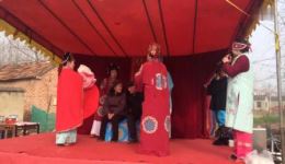 淮海戏《拜寿》经典剧目在线下载,家庭伦理温情演绎,不容错过! 淮海戏《拜寿》经典剧目在线下载,家庭伦理温情演绎,不容错过!