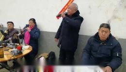 刘备哭灵