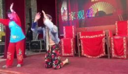傻子拜寿