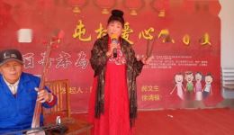 河南坠子《小两口逗嘴》杜焕丽精彩演唱，夫妻逗趣日常，诙谐唱腔诠释生活温情下载