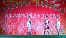 侗戏经典《三媳争奶》在线观看下载，感受家庭伦理与孝道传承的精彩演绎
