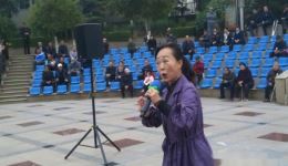 武安落子《借髢髢》郝春霞演唱,地方经典戏曲在线下载 武安落子《借髢髢》郝春霞演唱,地方经典戏曲在线下载