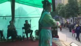 方卿戏姑