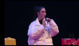 四平调《陈三两爬堂》马琳演唱经典戏曲资源,高清全场在线下载 四平调《陈三两爬堂》马琳演唱经典戏曲资源,高清全场在线下载