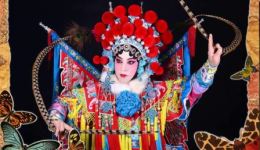 遇皇后打龙袍