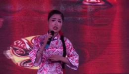 新春祝福襄垣秧歌《手挽筐筐上山岗》在线观下载