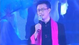 滚滚长江东逝水