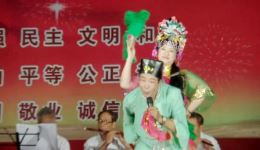 二人转小帽《放风筝 背起女花容》赵玉华王金演唱，经典戏曲视频mp4/mp3下载