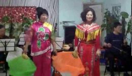 二人转小帽《王美荣观花》赵玉华赵艳华演唱，经典戏曲mp3/mp4下载