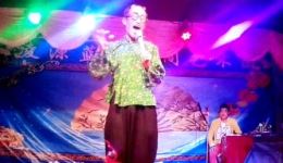 二人转《月牙小夜曲》王三毛演唱mp3/mp4资源下载，经典二人转正戏在线获取