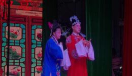 罗帕宝三劝夫君