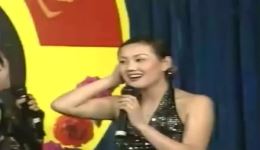 周云鹏崔丹夫妻搞笑小品《苏三起解》MP4/MP3视频下载，经典改编爆笑演绎下载