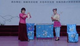 女看灯