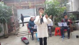 闹春