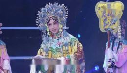 京剧《贵妃醉酒》周芷如精彩演绎,经典唱段在线下载,感受国粹魅力 京剧《贵妃醉酒》周芷如精彩演绎,经典唱段在线下载,感受国粹魅力