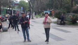 山门离别情悠悠