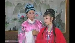 九龙玉蝶杯