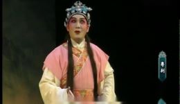 粤剧经典之作《换妻奇缘》上集黎骏声领衔主演，演绎荒诞换妻背后家庭温情