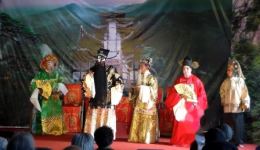 川剧《铡侄》经典剧目在线观看,包公断案铁面无私,法情交织震撼人心 川剧《铡侄》经典剧目在线观看,包公断案铁面无私,法情交织震撼人心