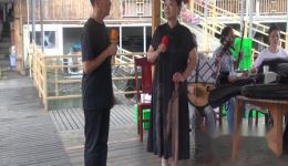 黄梅戏《谅为妻》罗玉珍钟哥演唱，经典夫妻情感大戏在线下载下载