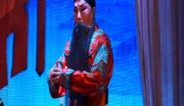 京剧《四郎探母》经典片段在线下载，感受家国忠孝与亲情的动人碰撞