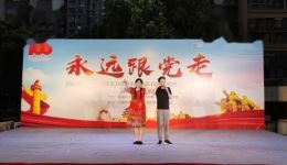 独脚戏《幸福点歌台》无锡市滑稽剧团精品演出，传统曲艺幽默呈现