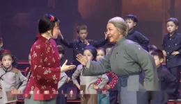 胡璇李晨张宏伟京剧《红灯记》选段下载，2021国庆戏曲演唱会经典红色旋律下载