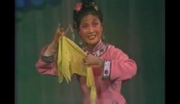 女看灯