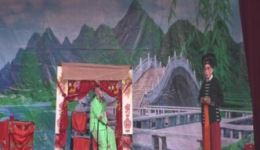 楚剧《酒醉花魁》武汉东湖高新区楚韵楚剧团精彩演出，正宗楚剧韵味在线畅享