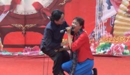 豫剧《铡刀下的红梅》选段李敏、赵湘芬经典演唱，重温红色经典戏曲下载